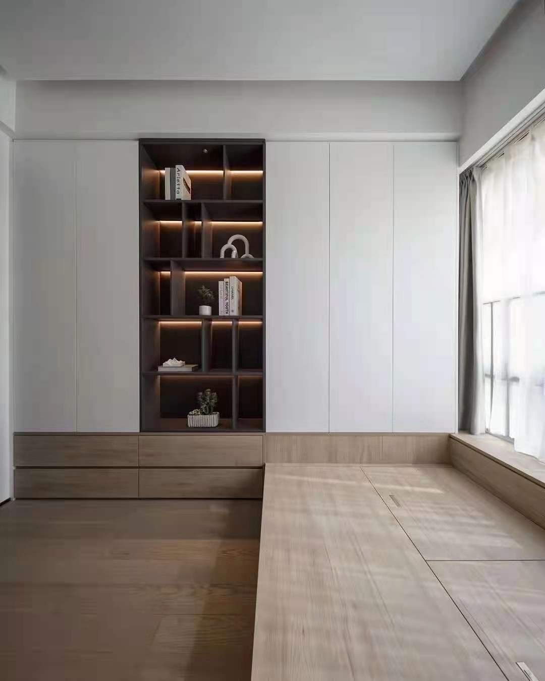 自然舒適的木飾面, 溫柔色調(diào)的軟裝，讓整個(gè)空間更具治愈感和親和力，加上生活的煙火氣，安靜而溫馨，平淡而簡單。 (1).jpg