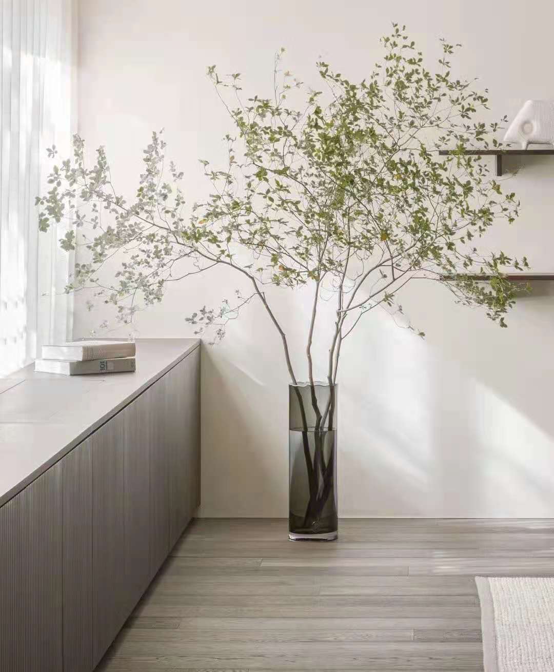 對(duì)自然材料的使用和柔和的調(diào)色板的共同信念是項(xiàng)目的基礎(chǔ)，注重觸覺(jué)、柔軟和永恒的品質(zhì)。 (8).jpg